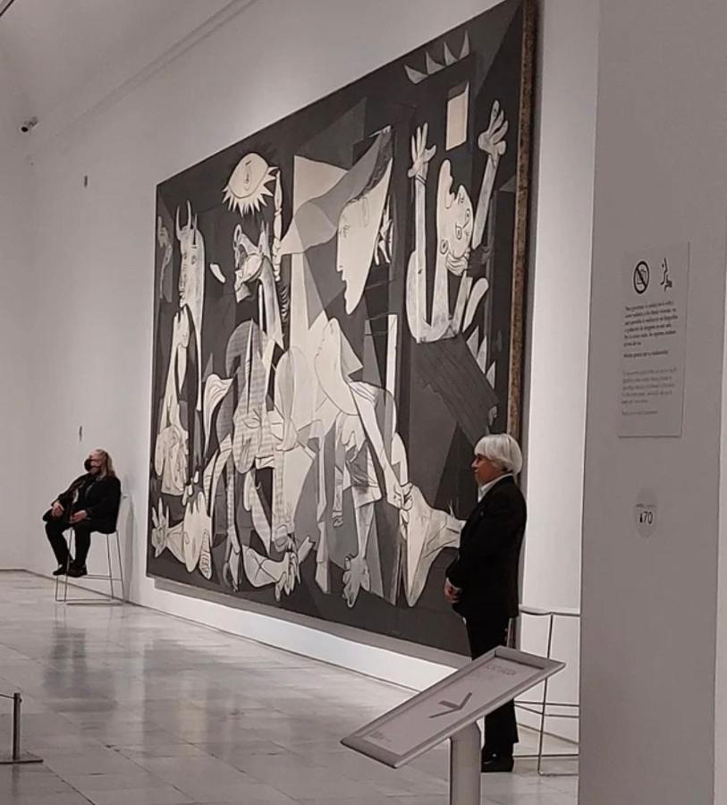 Reina Sofia Museum House Apartment Madrid Exterior foto